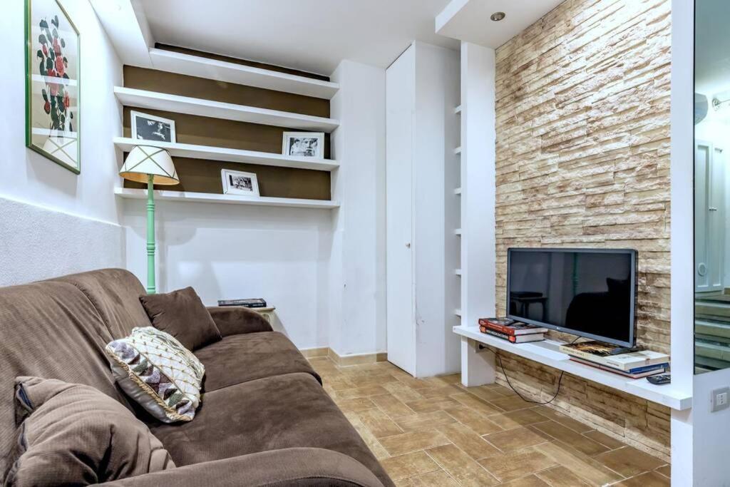 Lovely Apartment Ground Floor Colosseo Wi-Fi Ac Rom Exterior foto