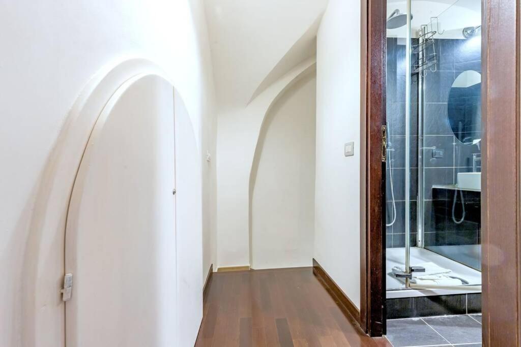Lovely Apartment Ground Floor Colosseo Wi-Fi Ac Rom Exterior foto