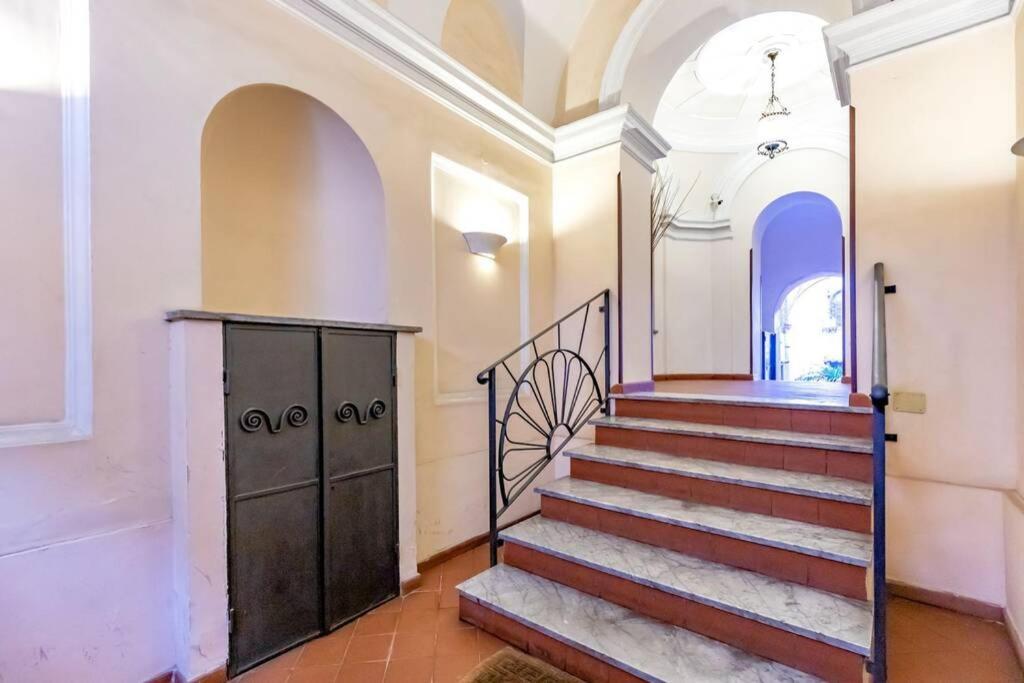 Lovely Apartment Ground Floor Colosseo Wi-Fi Ac Rom Exterior foto
